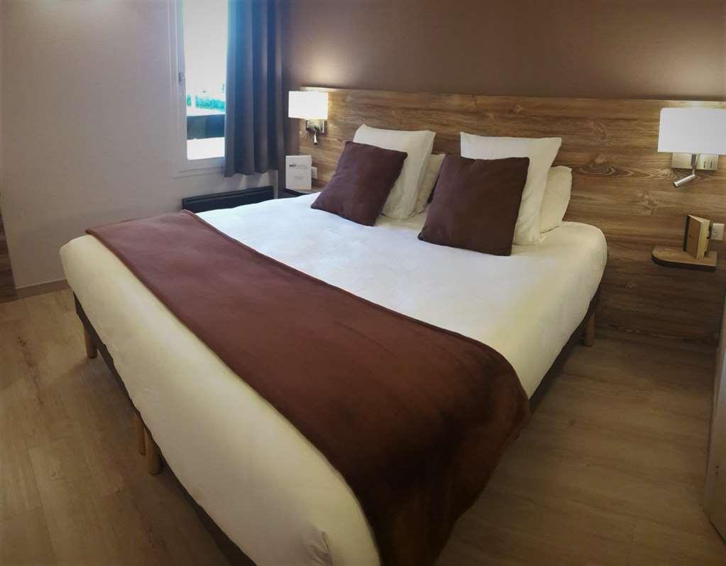 Brit Hotel Confort Pau Lons Cameră foto