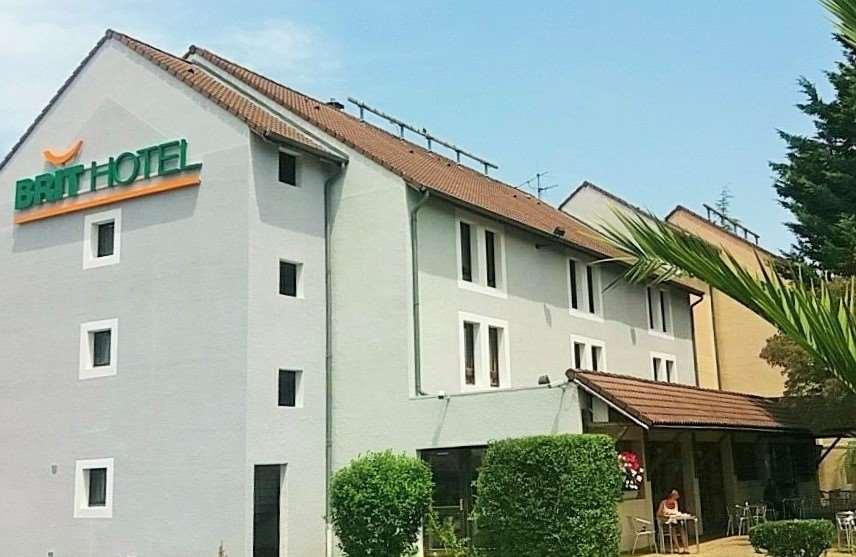 Brit Hotel Confort Pau Lons Exterior foto